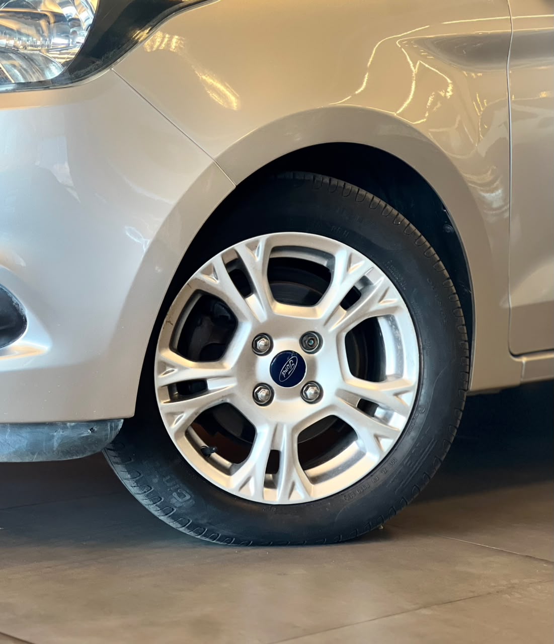 Ford Ka 1.0 SEL TiVCT Flex 5p Ka 1.0 SEL TiVCT Flex 5p