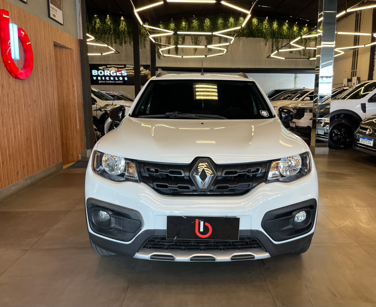 Renault KWID OUTSIDER 1.0 Flex 12V 5p Mec. KWID OUTSIDER 1.0 Flex 12V 5p Mec.