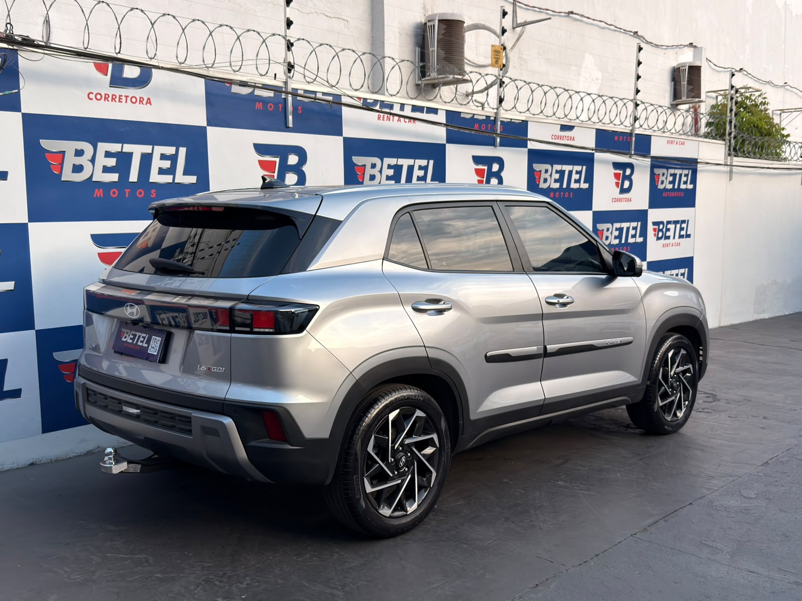 Hyundai CRETA ULTIMATE 1.6 TURBO AUTOMATICA GASOLINA CRETA ULTIMATE 1.6 TURBO AUTOMATICA GASOLINA