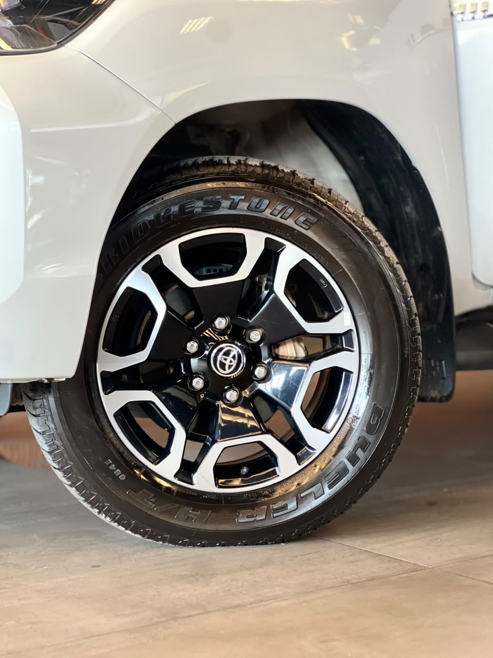 Toyota Hilux CD SRX 4x4 2.8 TDI 16V Diesel AUT. Hilux CD SRX 4x4 2.8 TDI 16V Diesel AUT.