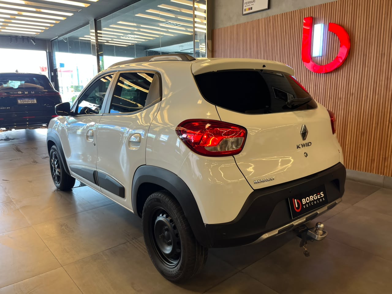 Renault KWID OUTSIDER 1.0 Flex 12V 5p Mec. KWID OUTSIDER 1.0 Flex 12V 5p Mec.