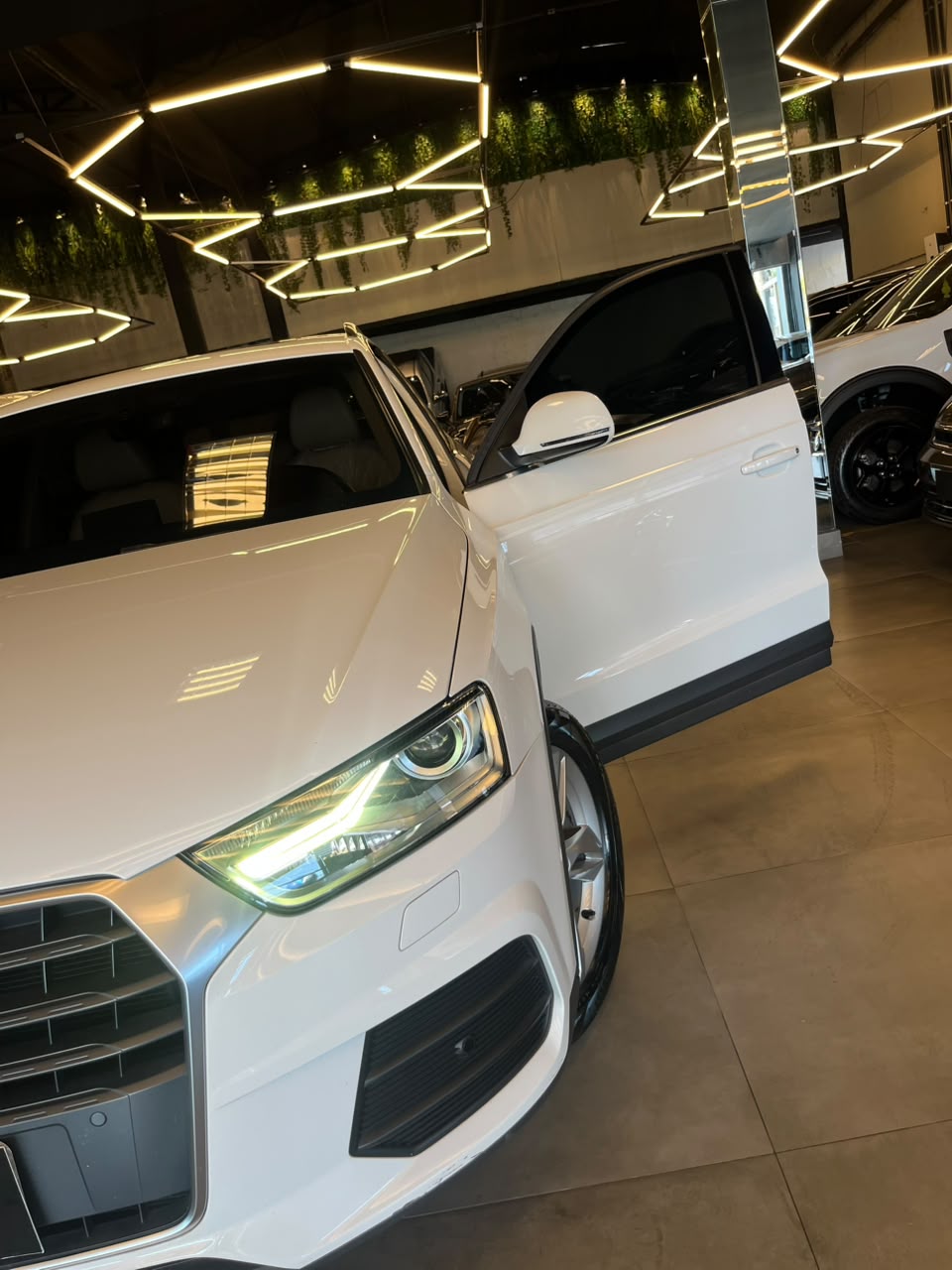 Audi Q3 1.4 TFSI/TFSI Flex S-tronic 5p Q3 1.4 TFSI/TFSI Flex S-tronic 5p