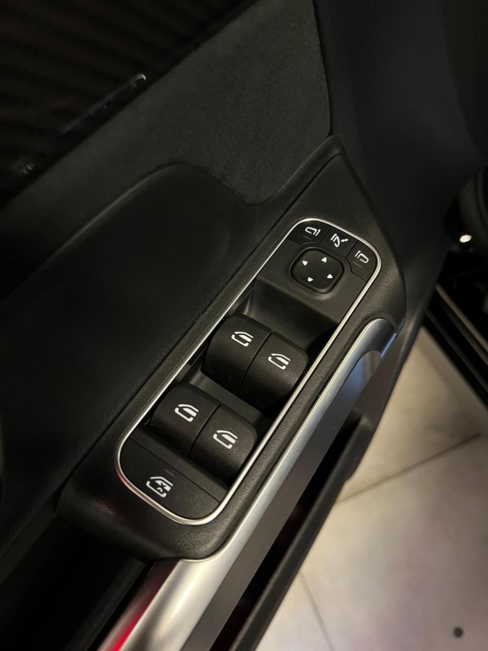 Audi Q3 1.4 TFSI/TFSI Flex S-tronic 5p Q3 1.4 TFSI/TFSI Flex S-tronic 5p