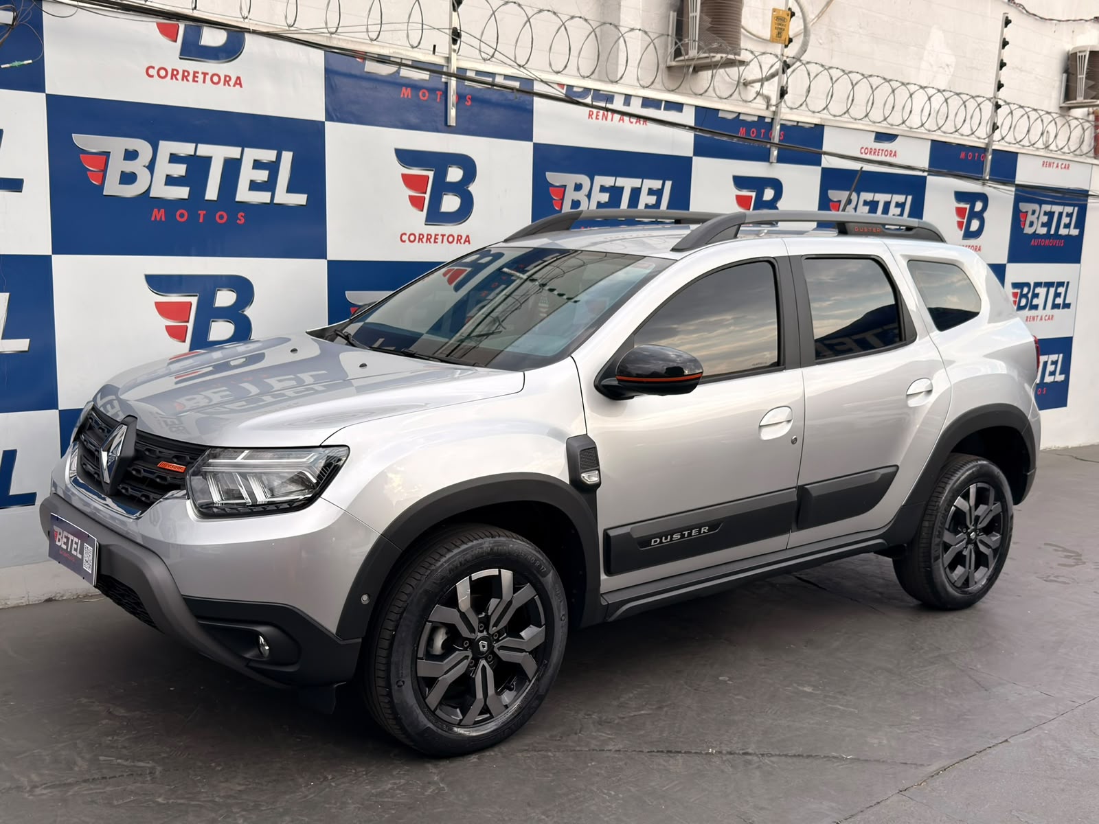 Renault DUSTER Iconic 1.6 16V Flex Aut. DUSTER Iconic 1.6 16V Flex Aut.