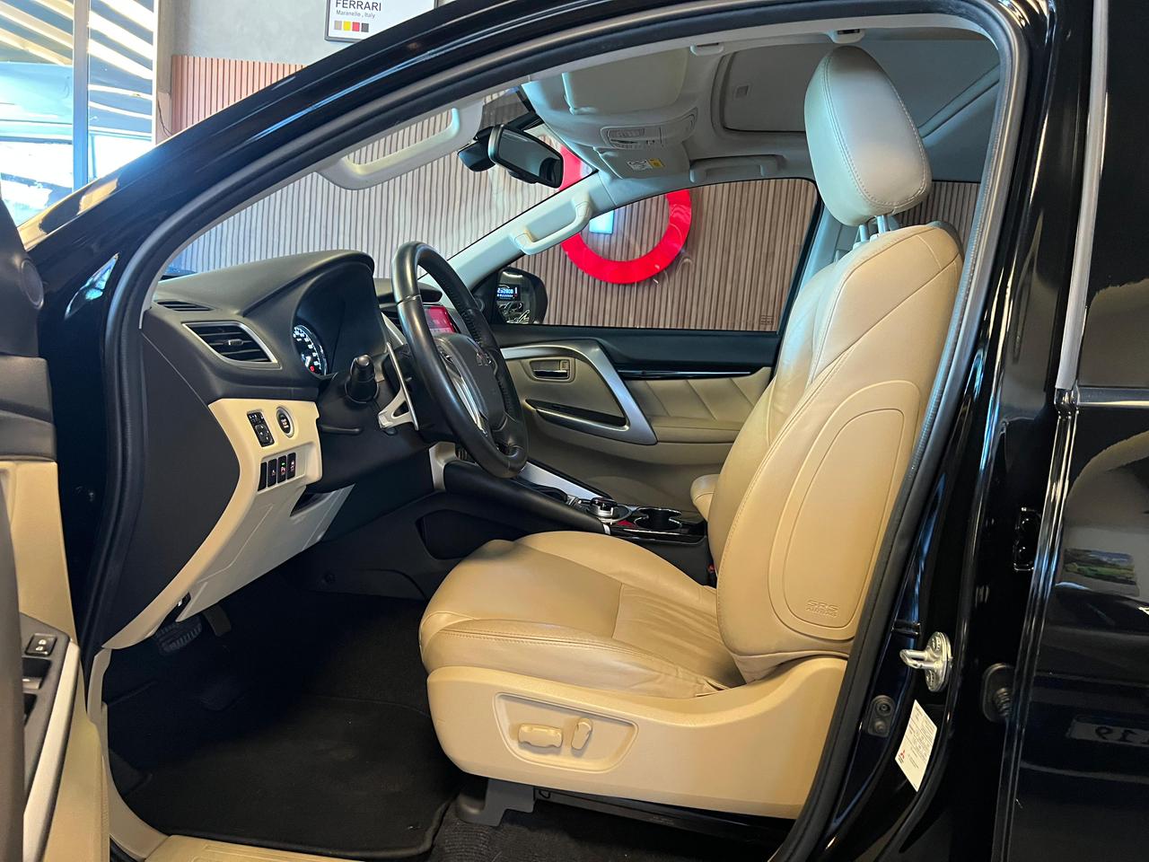 Mitsubishi PAJERO Sport HPE 2.4 Automático 7 LUGARES 2.4