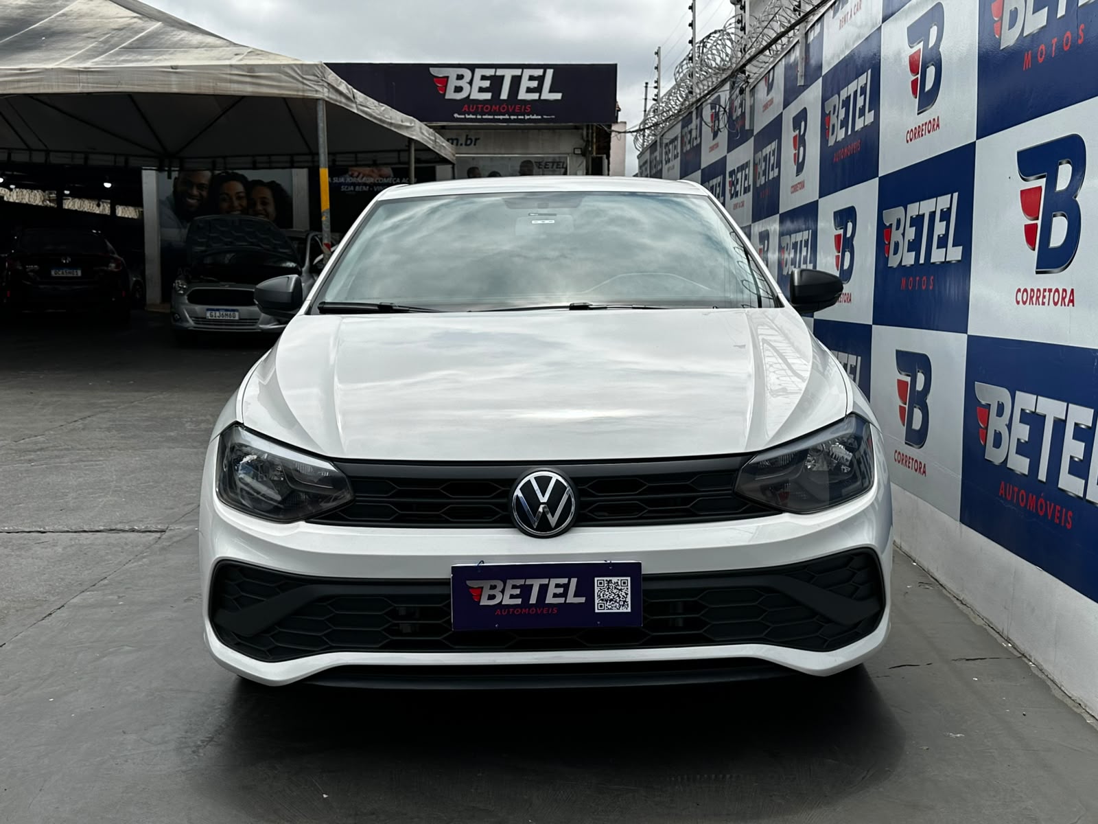 VW - VolksWagen Polo Track 1.0 Flex 12V 5p Polo Track 1.0 Flex 12V 5p