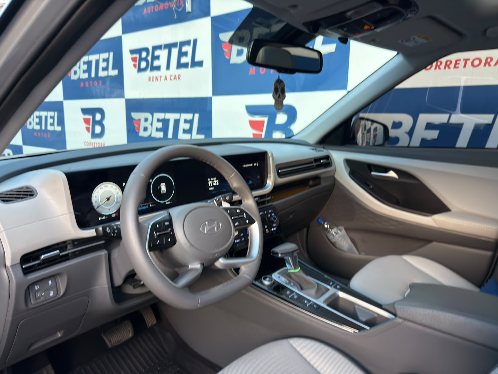 Hyundai CRETA ULTIMATE 1.6 TURBO AUTOMATICA GASOLINA CRETA ULTIMATE 1.6 TURBO AUTOMATICA GASOLINA