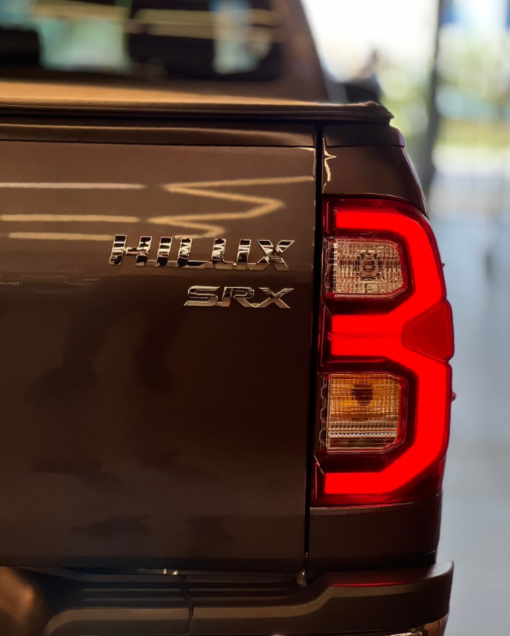 Toyota Hilux CD SRX 4x4 2.8 TDI 16V Diesel AUT. Hilux CD SRX 4x4 2.8 TDI 16V Diesel AUT.