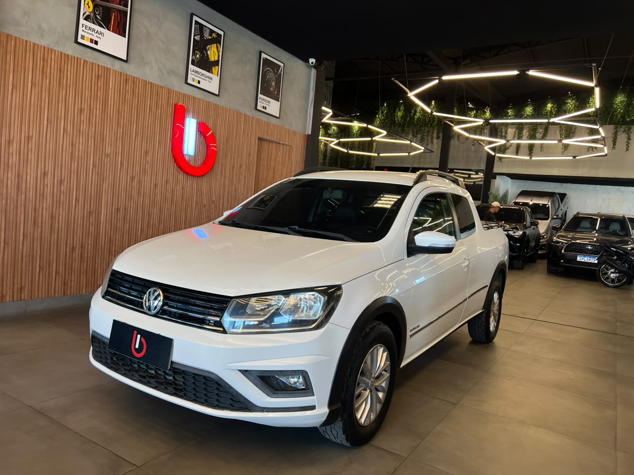 VW - VolksWagen Saveiro Highline 1.6 T. Flex 8V CD Saveiro Highline 1.6 T. Flex 8V CD