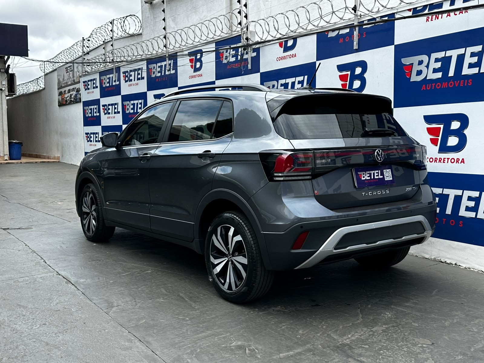 VW - VolksWagen T-CROSS Comfor. 200 TSI 1.0 Flex 5p AUT. T-CROSS Comfor. 200 TSI 1.0 Flex 5p AUT.