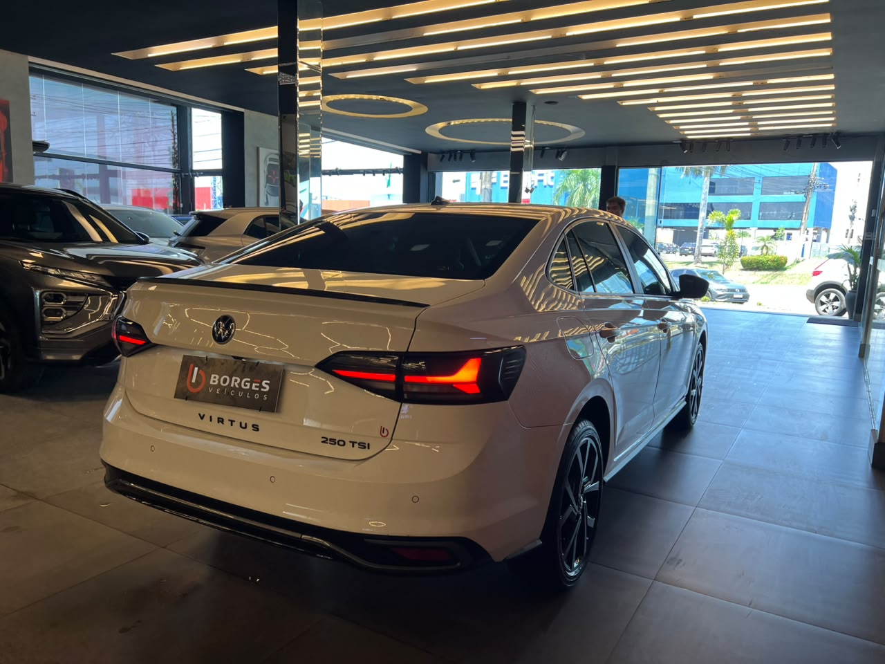 VW - VolksWagen VIRTUS Exclusive 250TSI 1.4 Flex 16V AUT VIRTUS Exclusive 250TSI 1.4 Flex 16V AUT