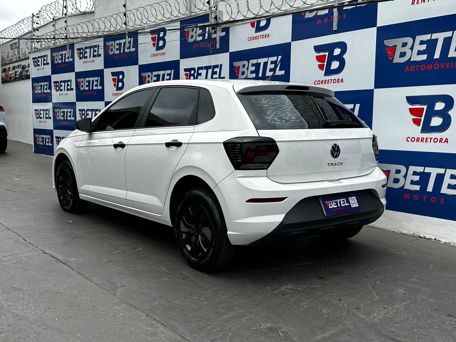 VW - VolksWagen Polo Track 1.0 Flex 12V 5p Polo Track 1.0 Flex 12V 5p