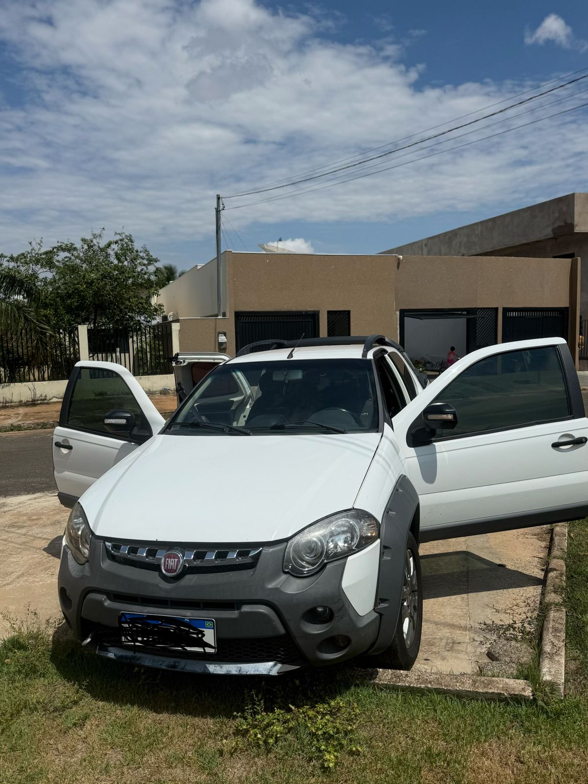 Fiat Strada Adv.Ext./ Ext. 1.8 LOCKER Flex CD Strada Adv.Ext./ Ext. 1.8 LOCKER Flex CD