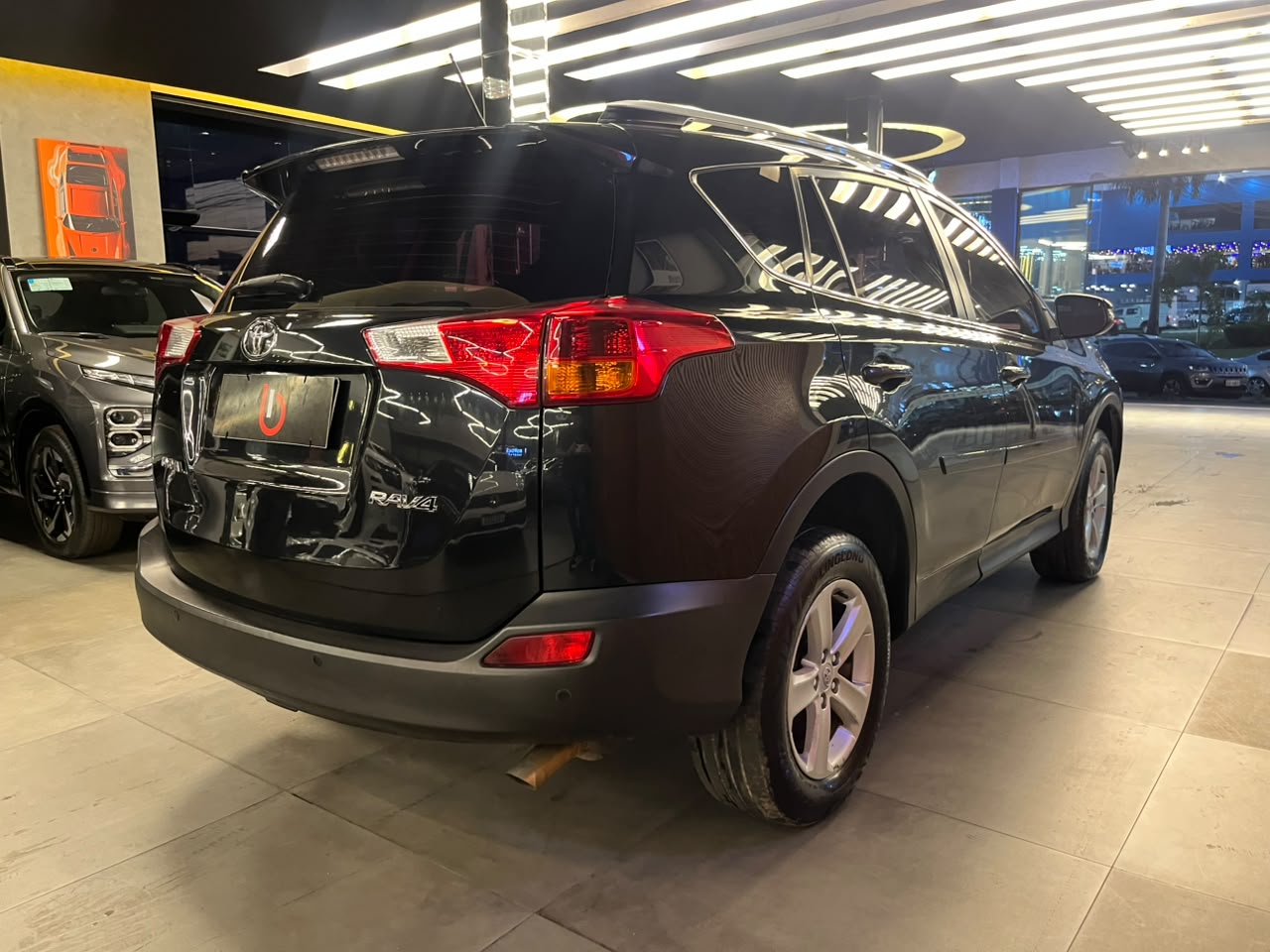 Toyota RAV4 2.0 4x2 16V AUT. RAV4 2.0 4x2 16V AUT.