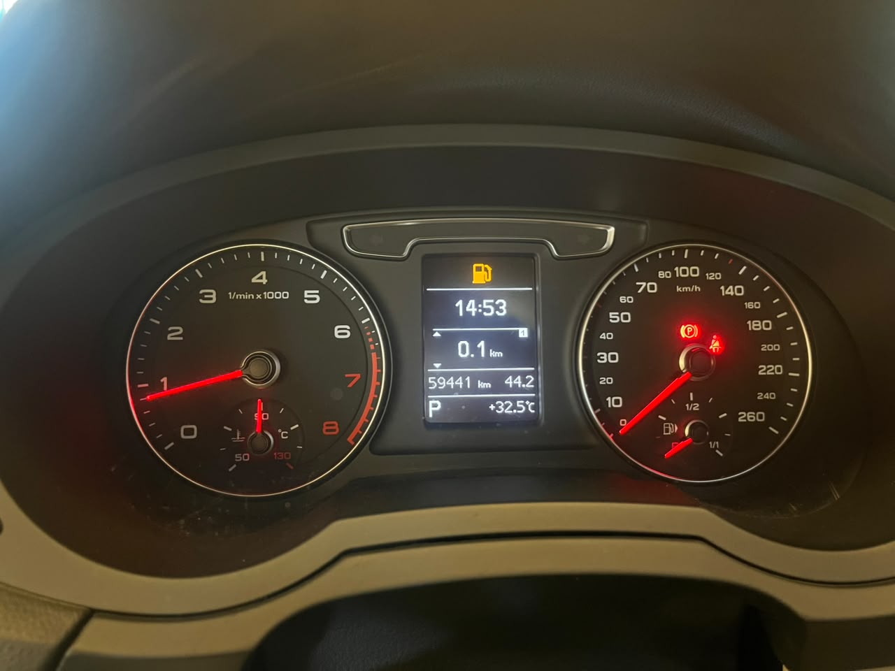 Audi Q3 1.4 TFSI/TFSI Flex S-tronic 5p Q3 1.4 TFSI/TFSI Flex S-tronic 5p