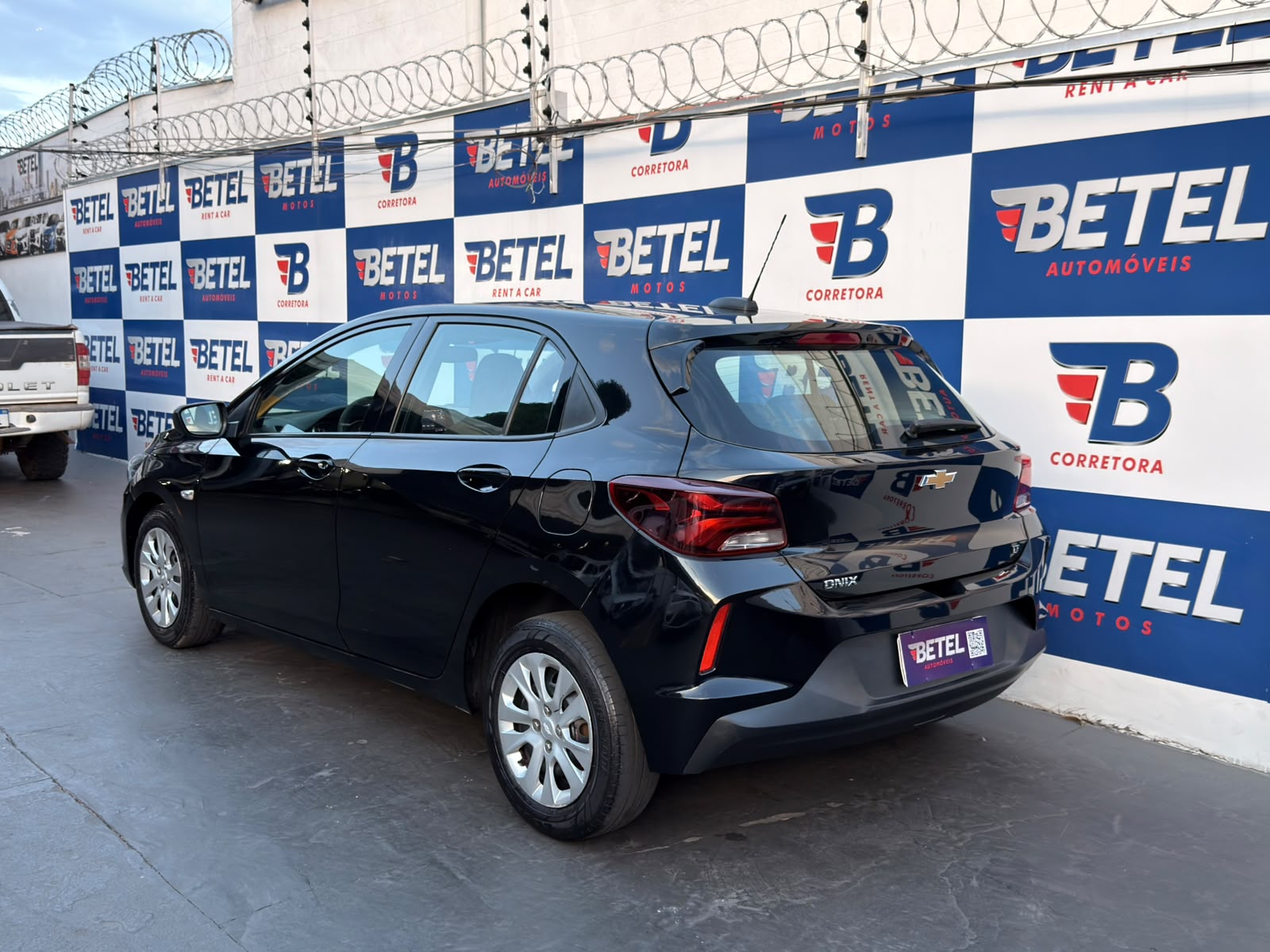 GM - Chevrolet ONIX HATCH LT 1.0 12V Flex 5p Mec. ONIX HATCH LT 1.0 12V Flex 5p Mec.