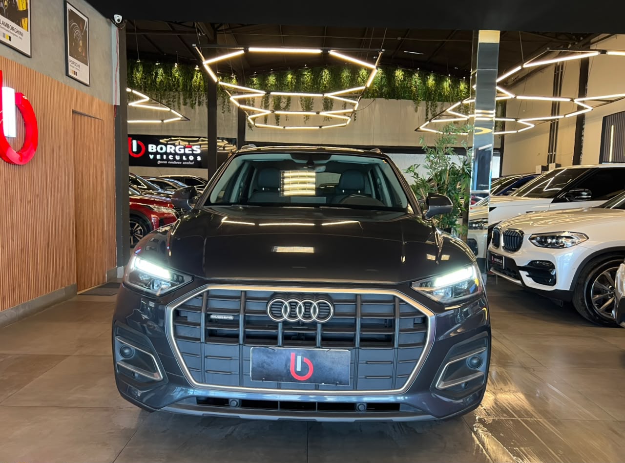 Audi Q5 Prestige 2.0 TFSI Quattro S Tronic Q5 Prestige 2.0 TFSI Quattro S Tronic