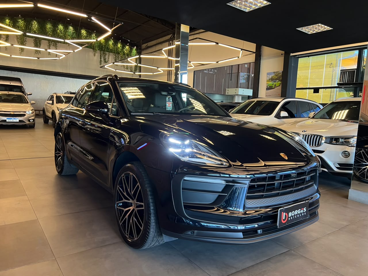 Porsche Macan 2.0 Turbo Macan 2.0 Turbo