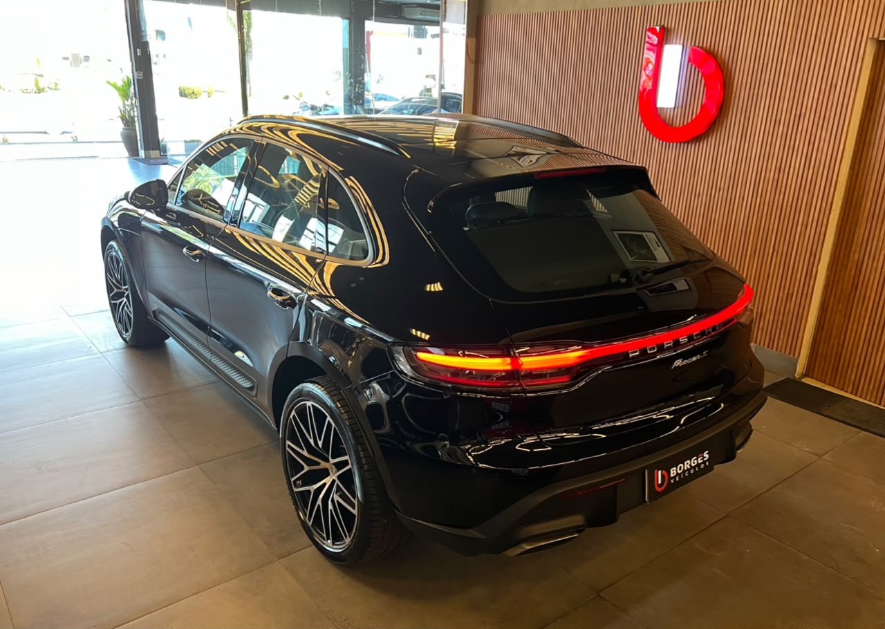 Porsche Macan 2.0 Turbo Macan 2.0 Turbo