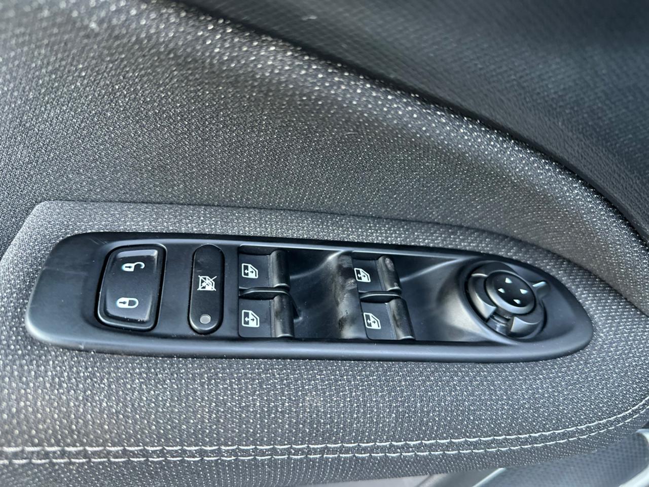 Fiat Toro Freedom 1.3 T270 4x2 Flex AUT. Toro Freedom 1.3 T270 4x2 Flex AUT.