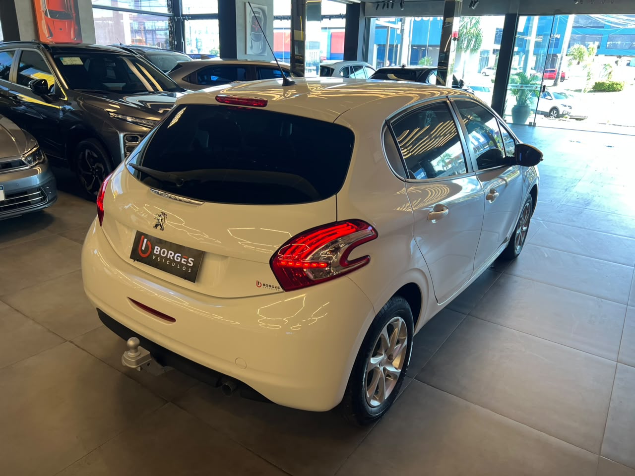Peugeot 208 Active Pack 1.2 Flex 12V 5p Mec. 208 Active Pack 1.2 Flex 12V 5p Mec.