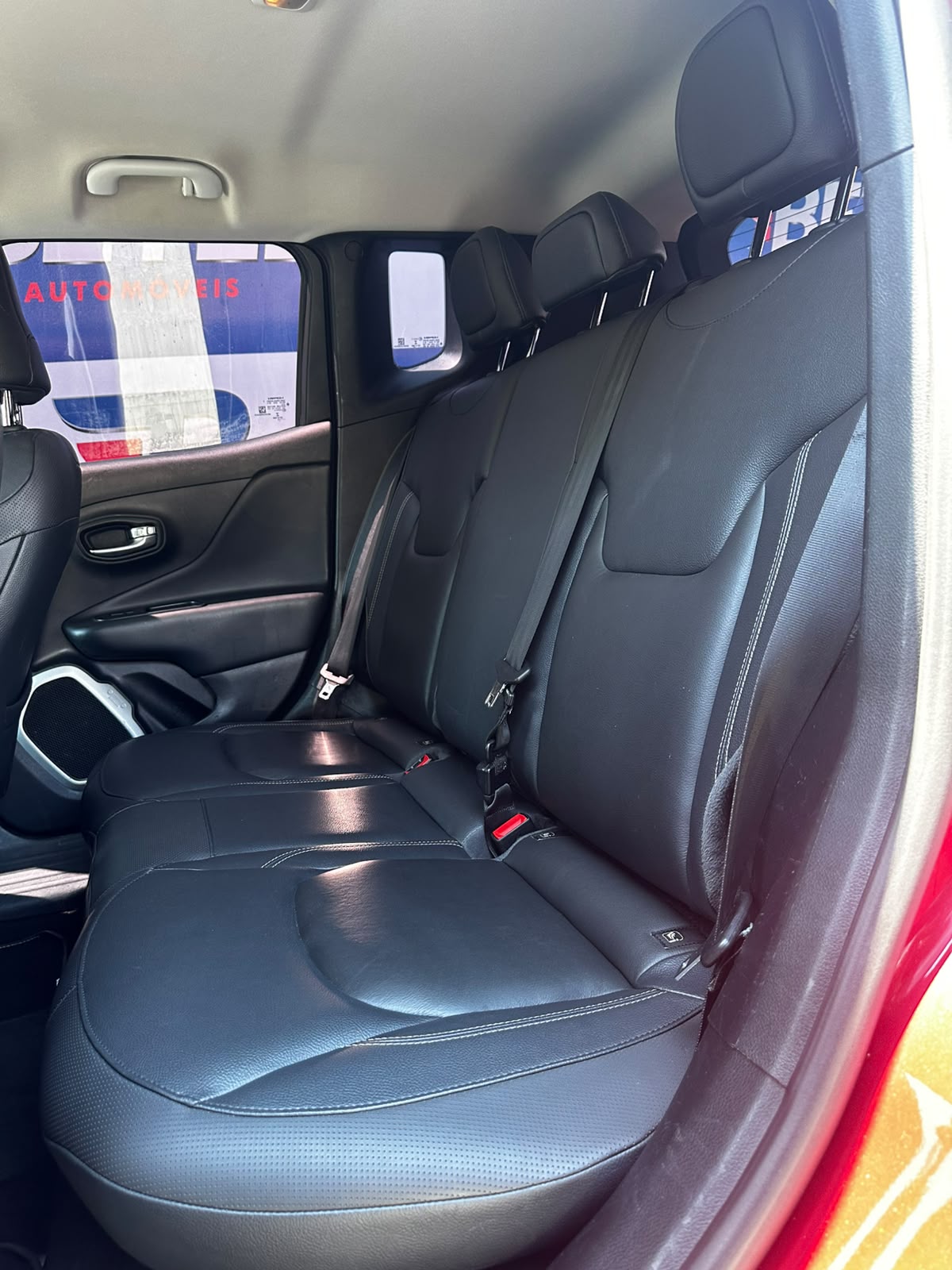 Jeep Renegade Longitude 1.8 4x2 Flex 16V AUT. Renegade Longitude 1.8 4x2 Flex 16V AUT.