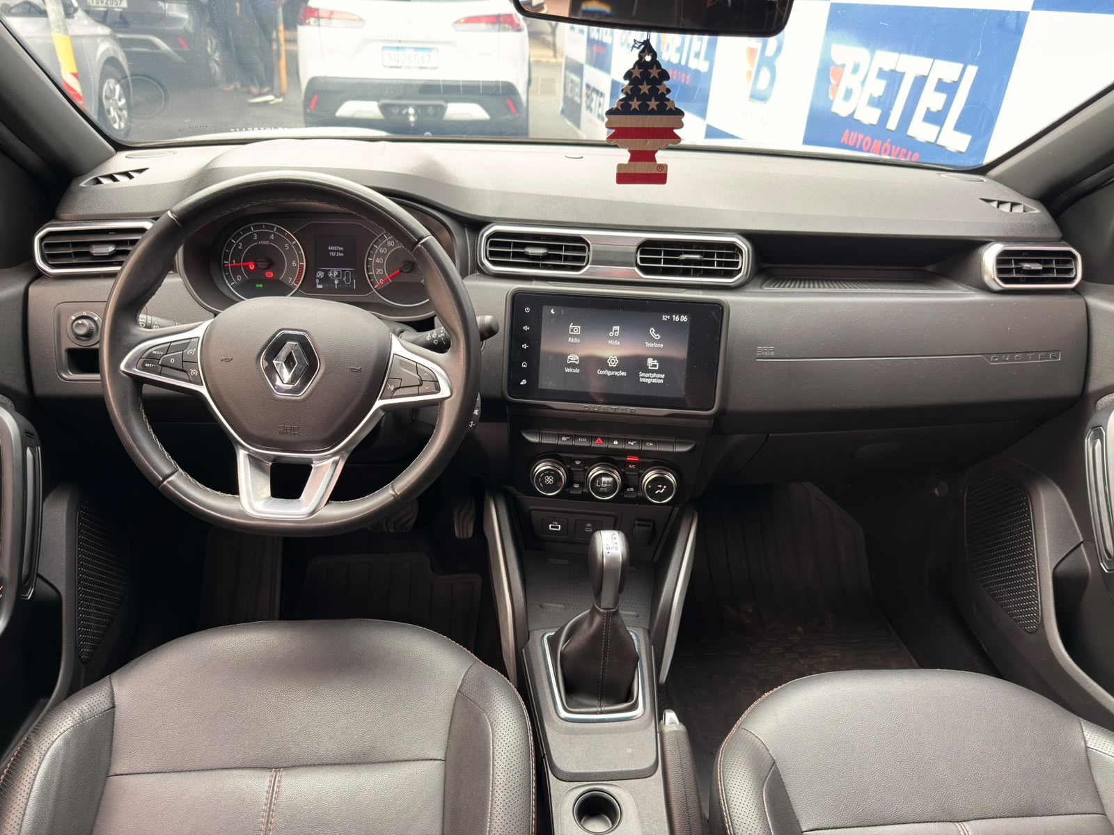 Renault DUSTER Iconic 1.6 16V Flex AUT. DUSTER Iconic 1.6 16V Flex AUT.