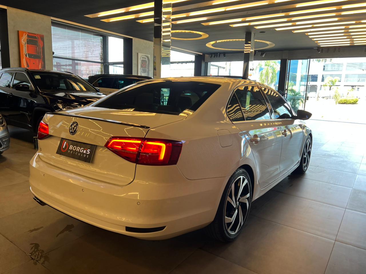 VOLKSWAGEN JETTA HIGHLINE 2.0 TSI JETTA HIGHLINE 2.0 TFSI