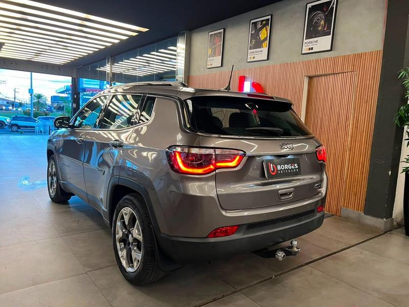 Jeep COMPASS LONGITUDE 2.0 4x2 Flex 16V AUT. COMPASS LONGITUDE 2.0 4x2 Flex 16V AUT.