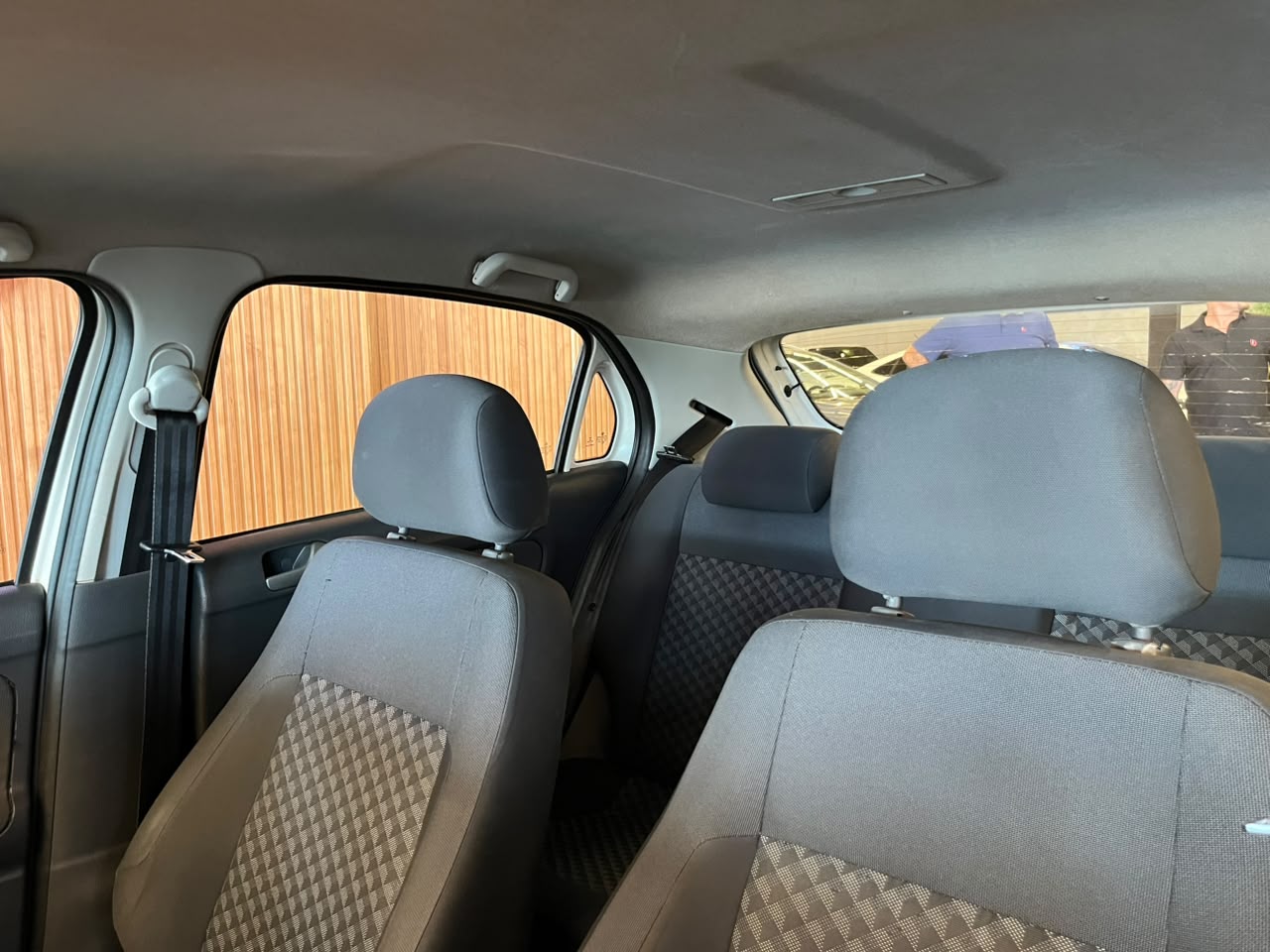 VW - VolksWagen Gol Comfortline 1.0 T. Flex 12V 5p Gol Comfortline 1.0 T. Flex 12V 5p