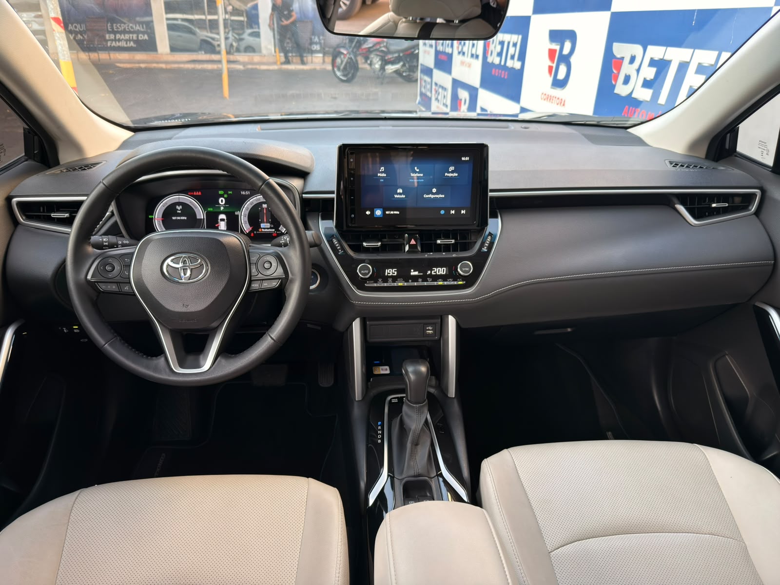 Toyota Corolla Cross XRX 2.0 16V Flex AUT. Corolla Cross XRX 2.0 16V Flex AUT.
