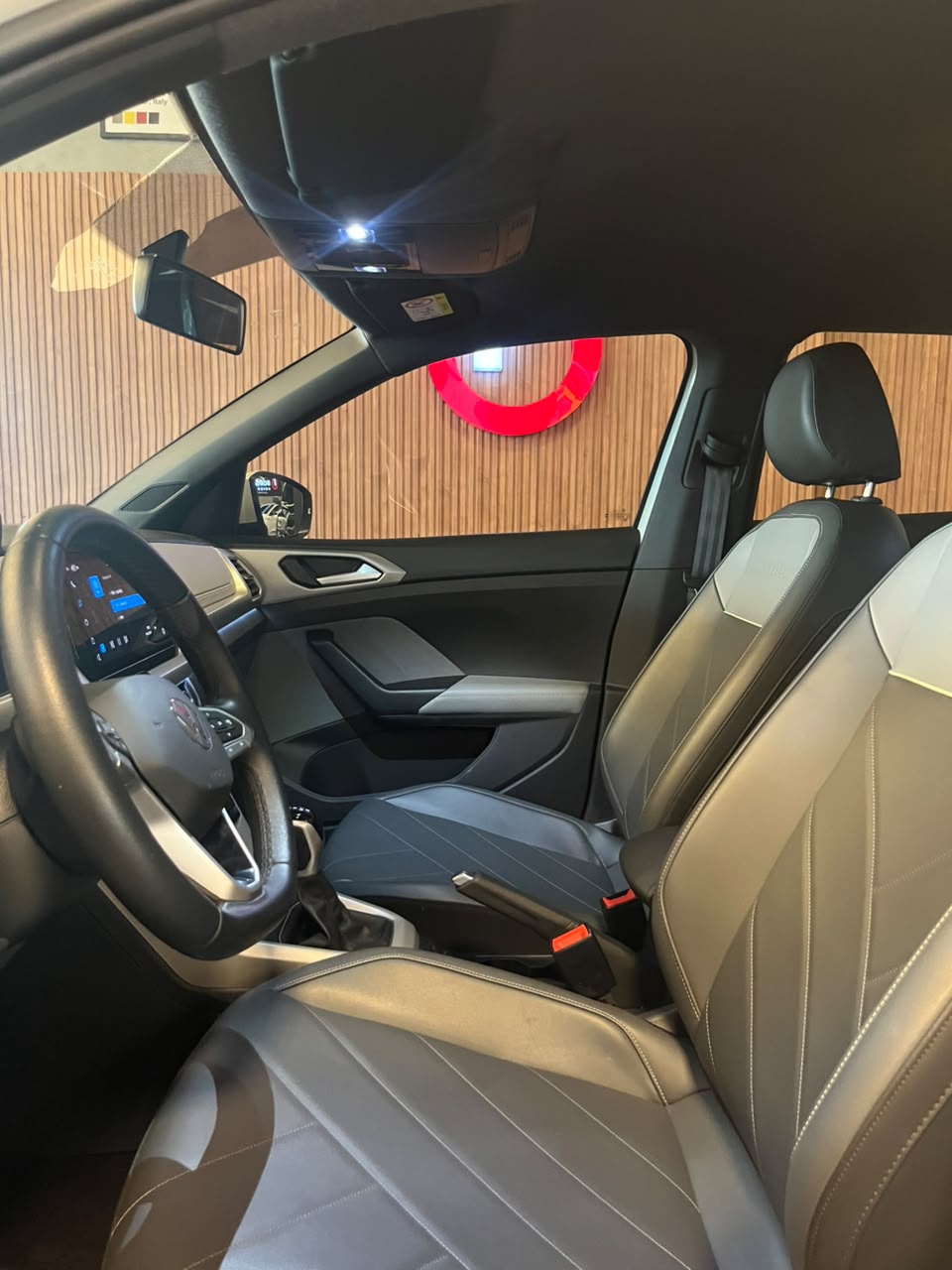 VW - VolksWagen T-CROSS Comfor. 200 TSI 1.0 Flex 5p AUT. T-CROSS Comfor. 200 TSI 1.0 Flex 5p AUT.
