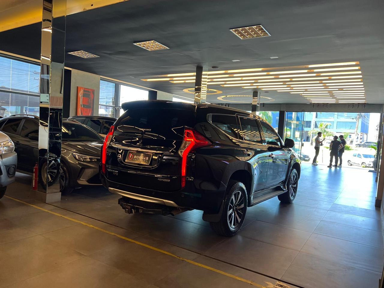 Mitsubishi PAJERO Sport HPE 2.4 Automático 7 LUGARES 2.4