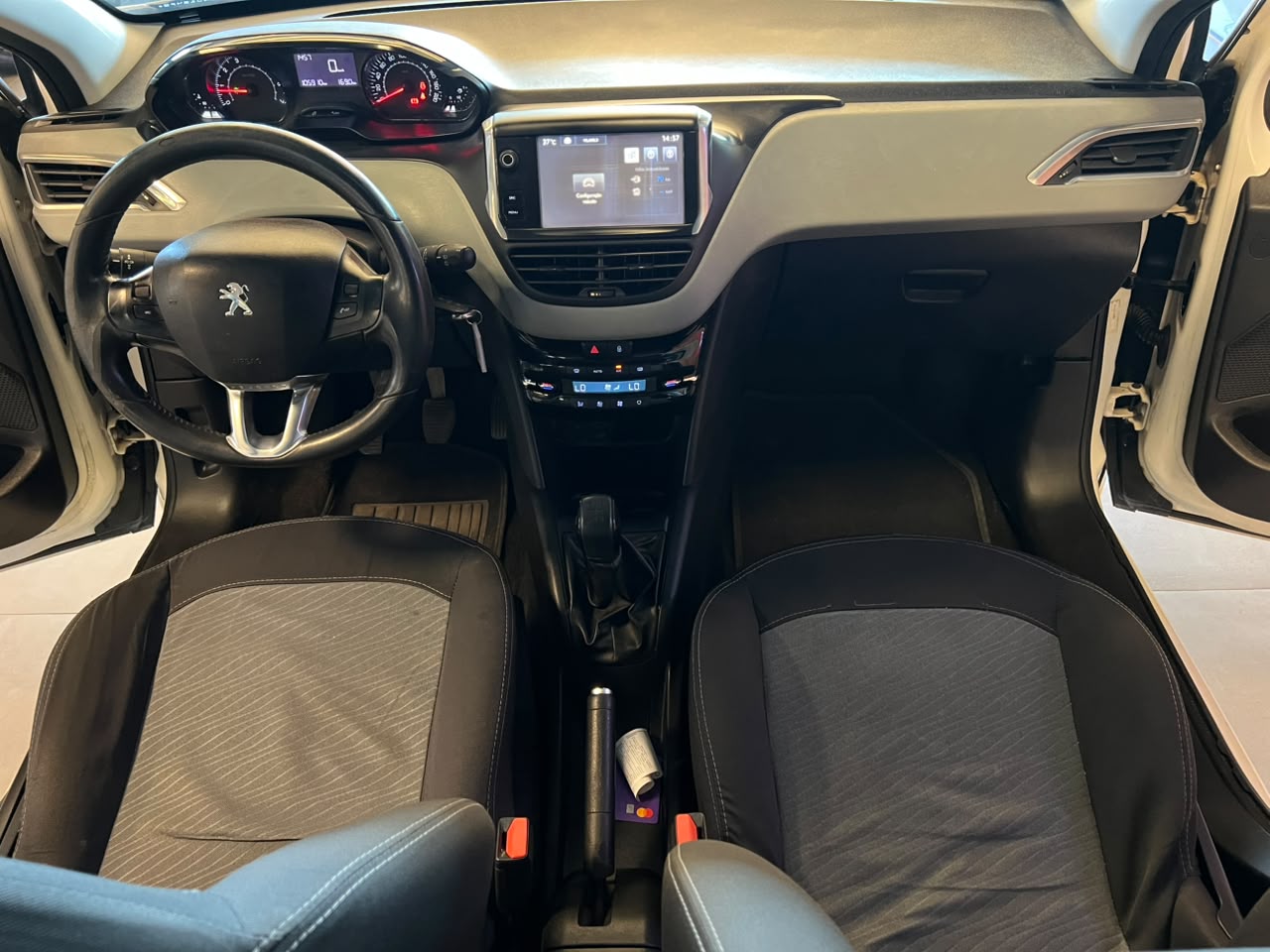 Peugeot 208 Active Pack 1.2 Flex 12V 5p Mec. 208 Active Pack 1.2 Flex 12V 5p Mec.
