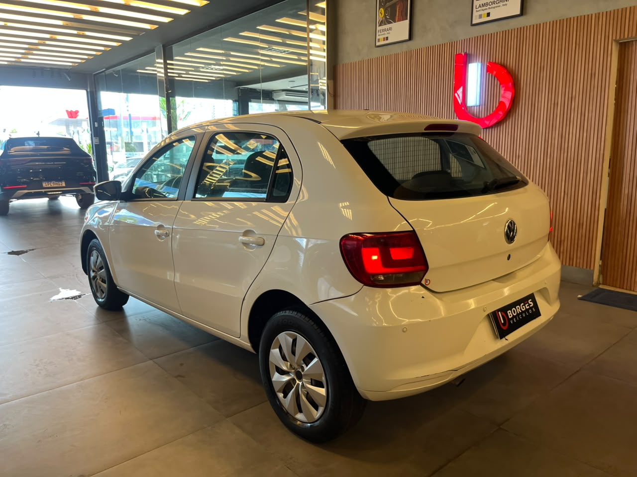VW - VolksWagen Gol (novo) 1.0 Mi Total Flex 8V 2p Gol (novo) 1.0 Mi Total Flex 8V 2p