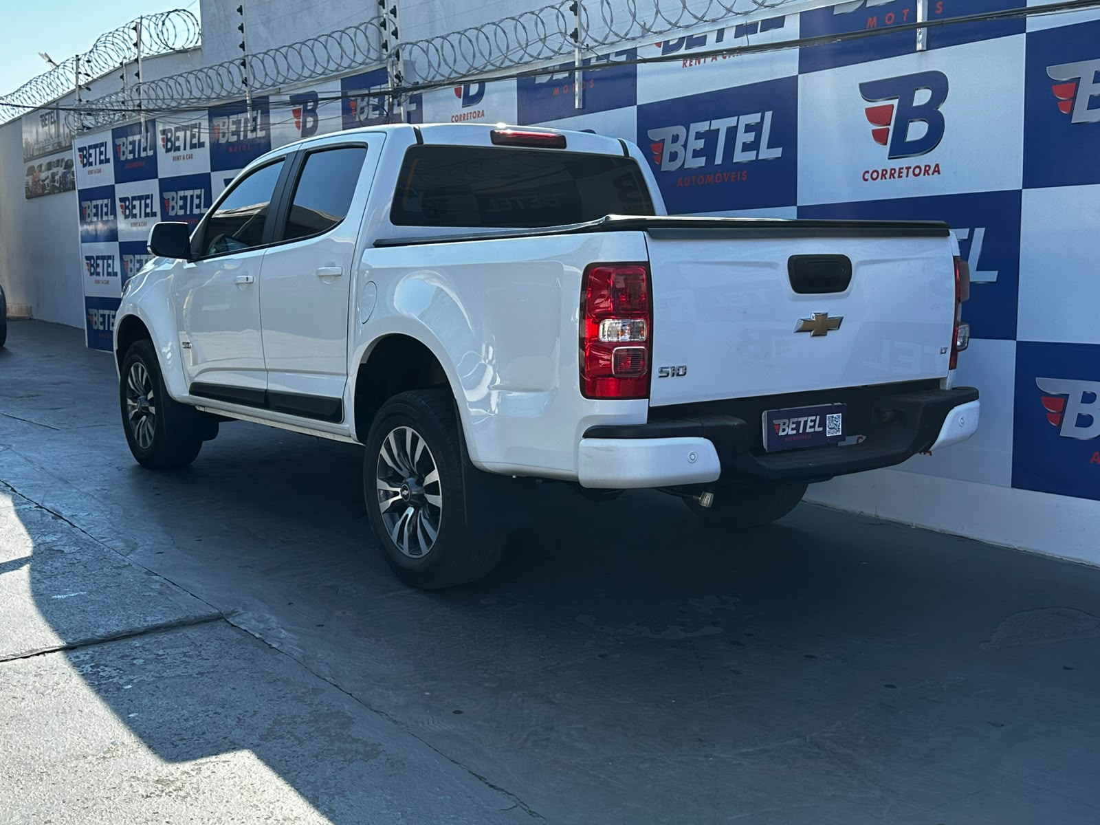 GM - Chevrolet S10 Pick-Up LT 2.5 Flex 4x2 CD S10 Pick-Up LT 2.5 Flex 4x2 CD