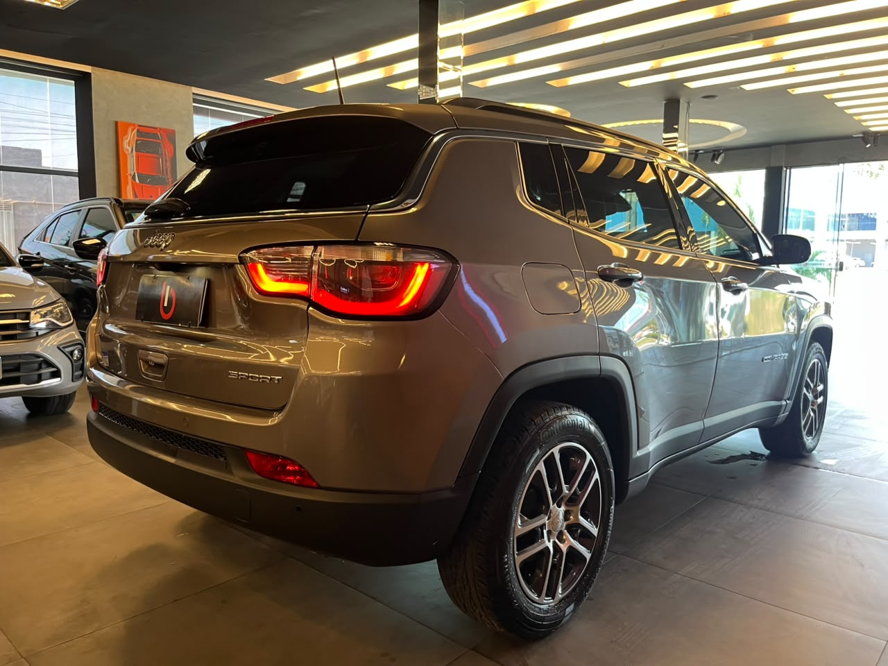 Jeep COMPASS SPORT 2.0 4x2 Flex 16V AUT. COMPASS SPORT 2.0 4x2 Flex 16V AUT.