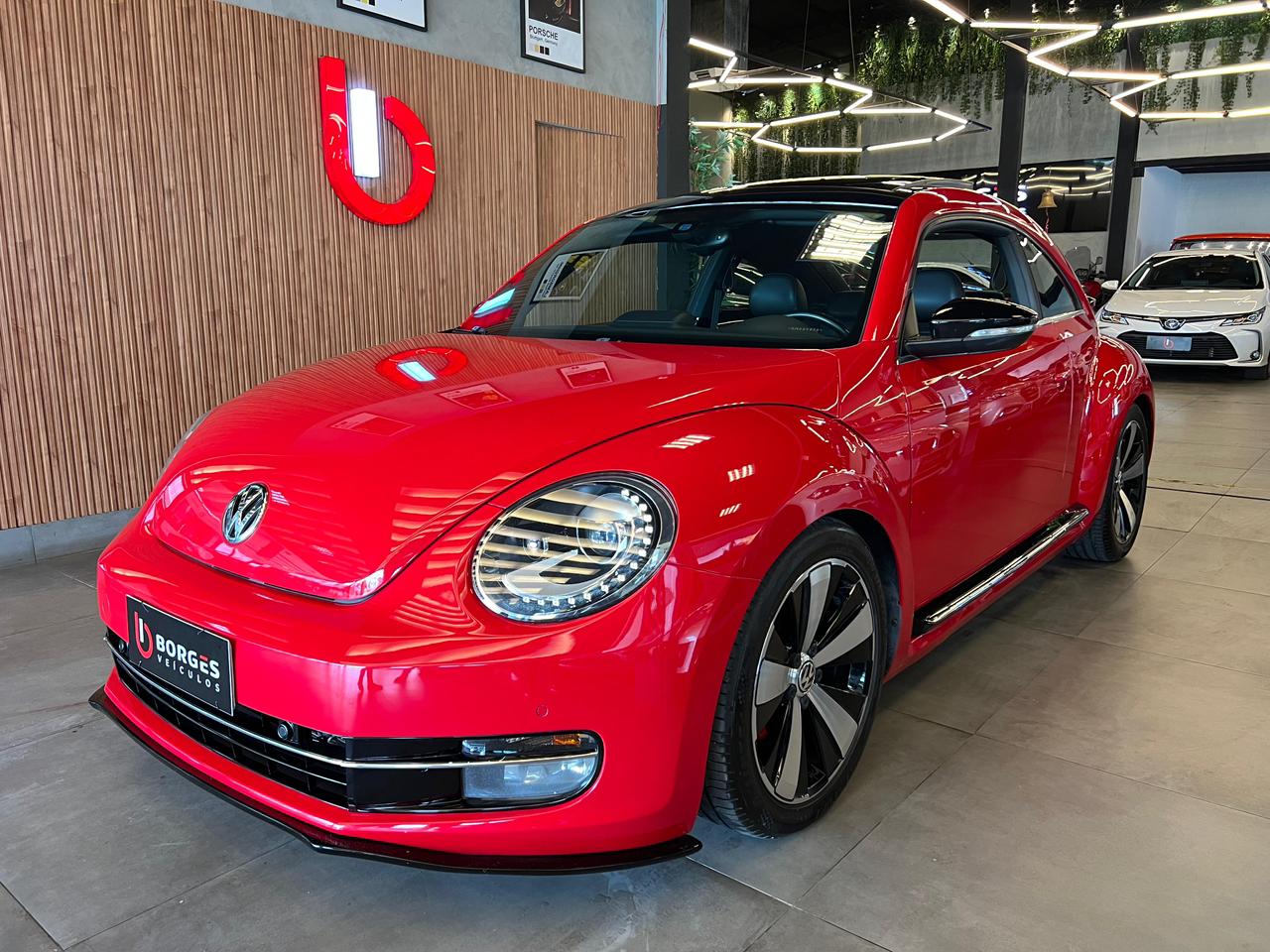 VW - VolksWagen Fusca 2.0 TSI 16V Aut. Fusca 2.0 TSI 16V Aut.