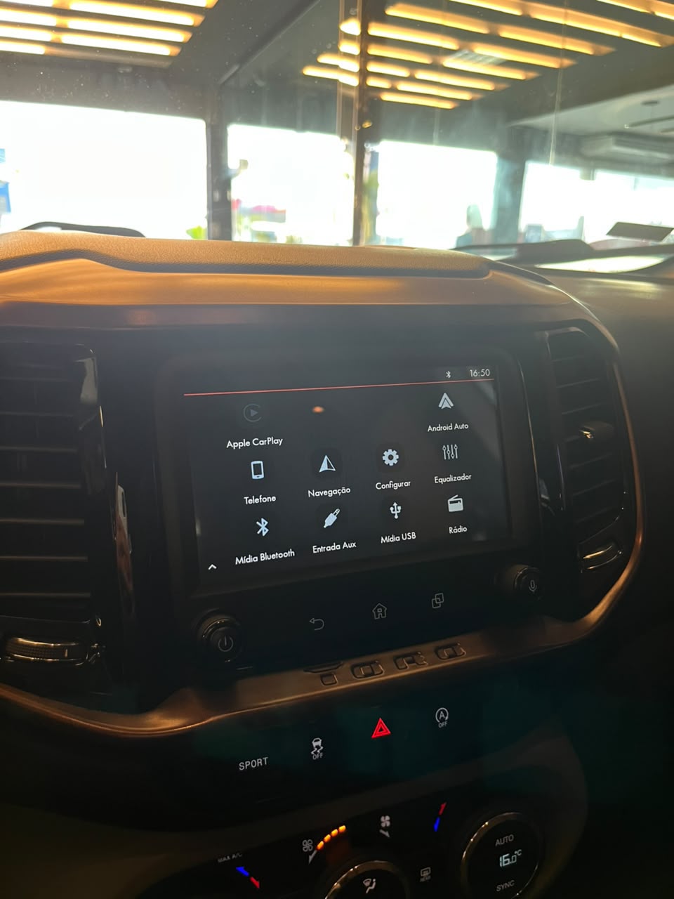 Fiat Toro Volcano 2.4 16V Flex AUT. Toro Volcano 2.4 16V Flex AUT.