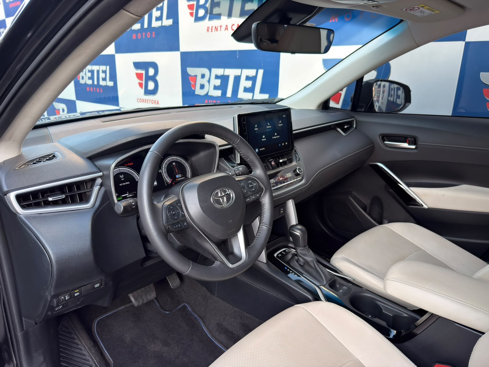 Toyota Corolla Cross XRX 2.0 16V Flex AUT. Corolla Cross XRX 2.0 16V Flex AUT.