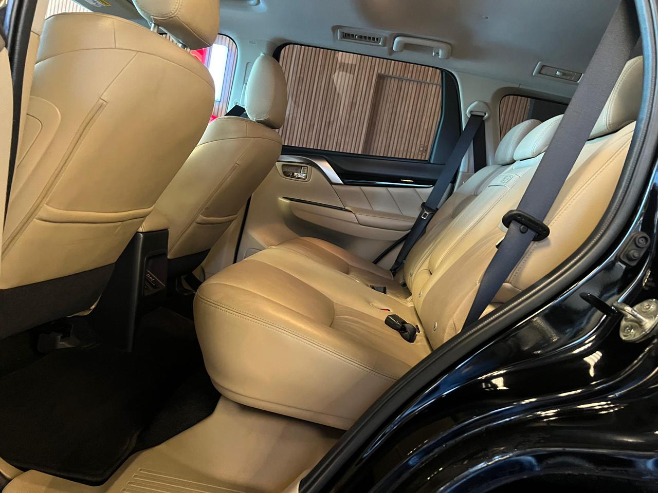 Mitsubishi PAJERO Sport HPE 2.4 Automático 7 LUGARES 2.4