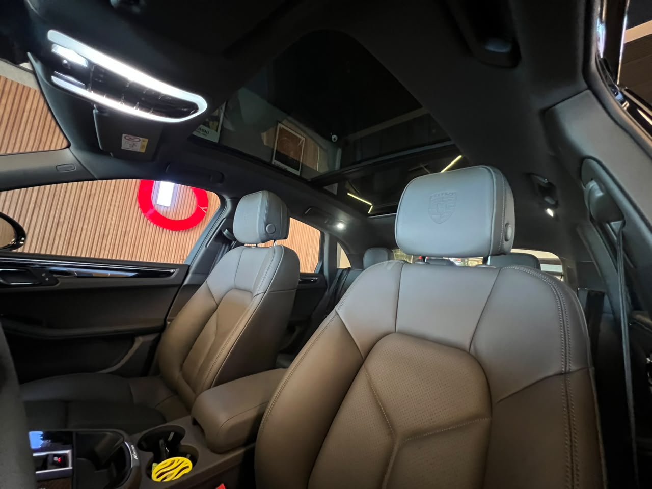 Porsche Macan 2.0 Turbo Macan 2.0 Turbo