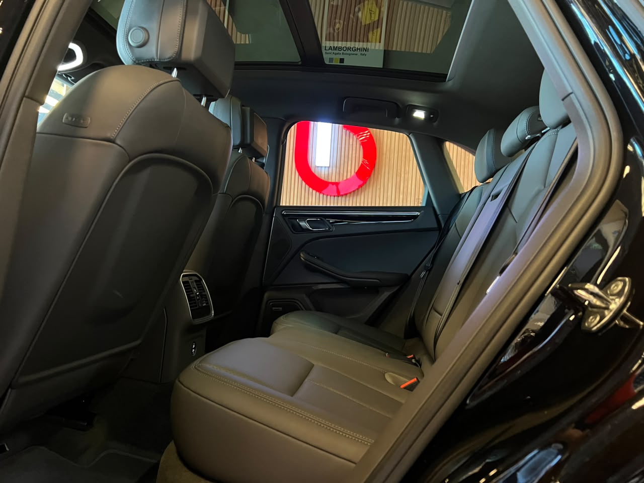 Porsche Macan 2.0 Turbo Macan 2.0 Turbo