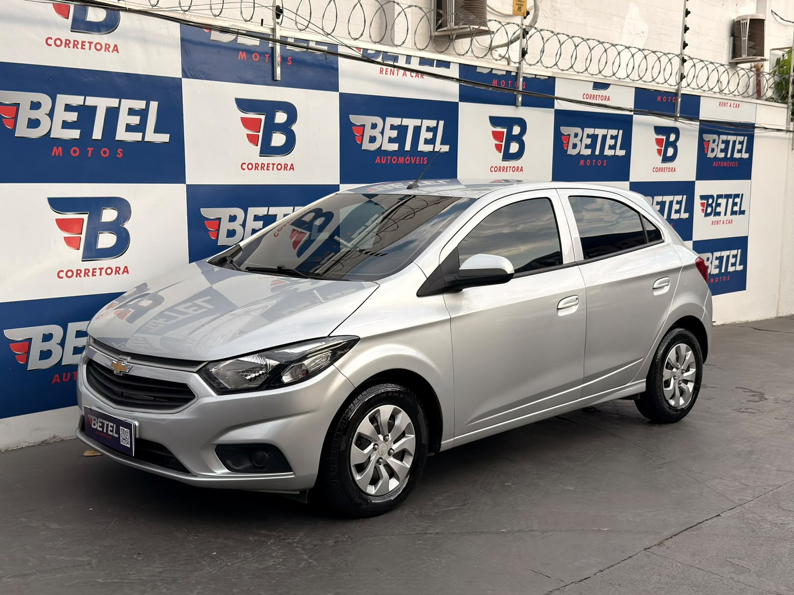 GM - Chevrolet ONIX HATCH LT 1.0 12V Flex 5p Mec. ONIX HATCH LT 1.0 12V Flex 5p Mec.