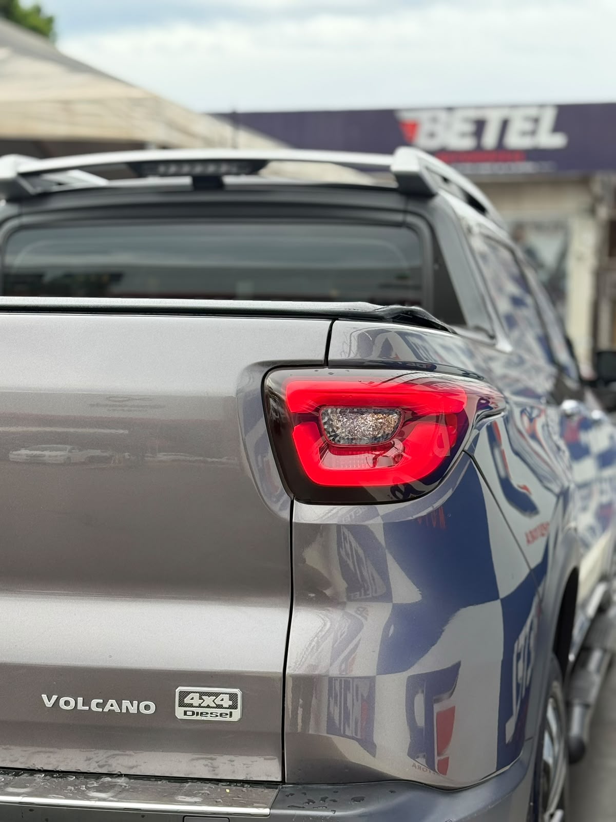 Fiat Toro Volcano 2.0 16V 4x4 TB Diesel AUT. Toro Volcano 2.0 16V 4x4 TB Diesel AUT.