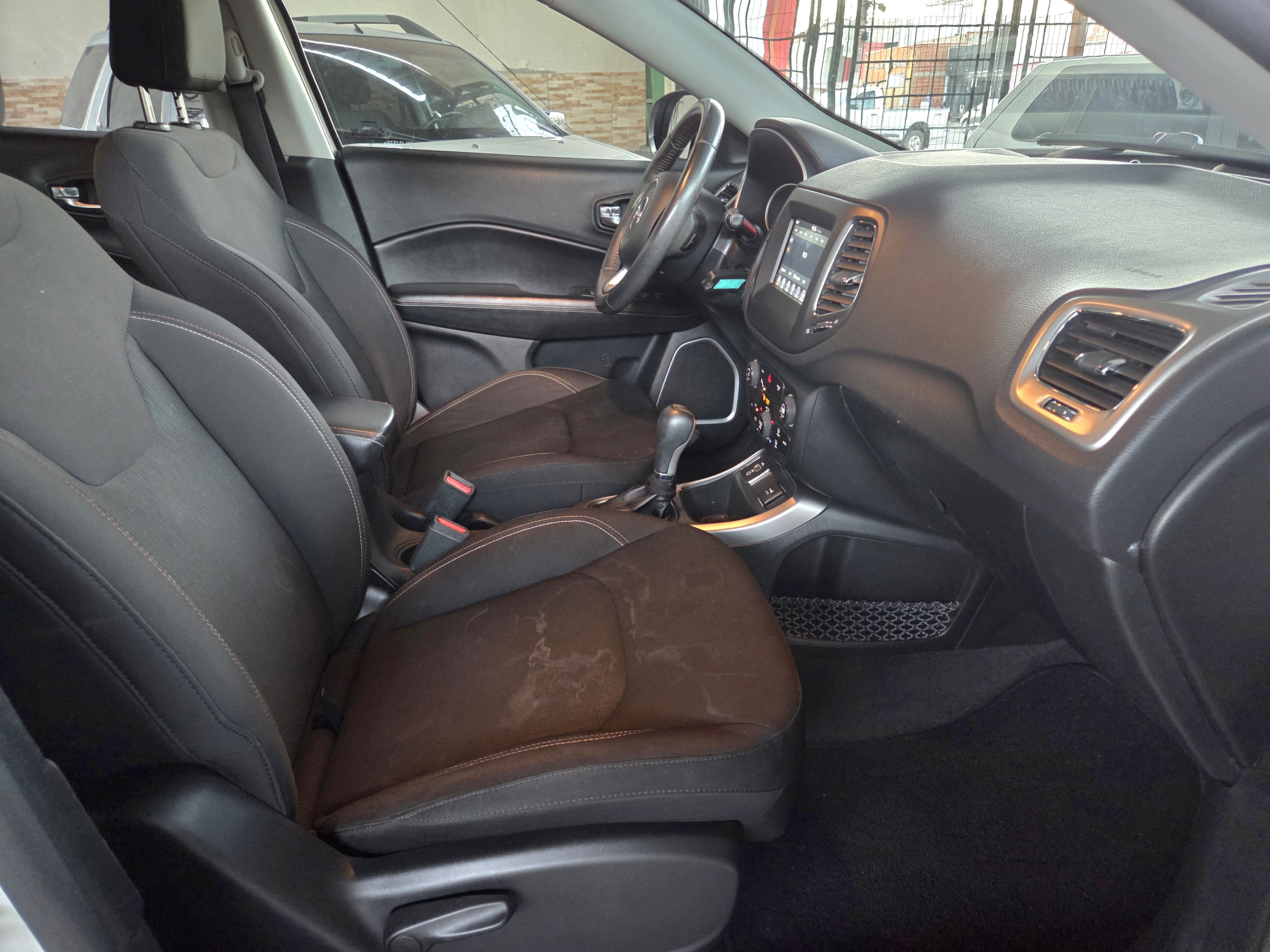 Jeep COMPASS SPORT 2.0 4x2 Flex 16V AUT. COMPASS SPORT 2.0 4x2 Flex 16V AUT.