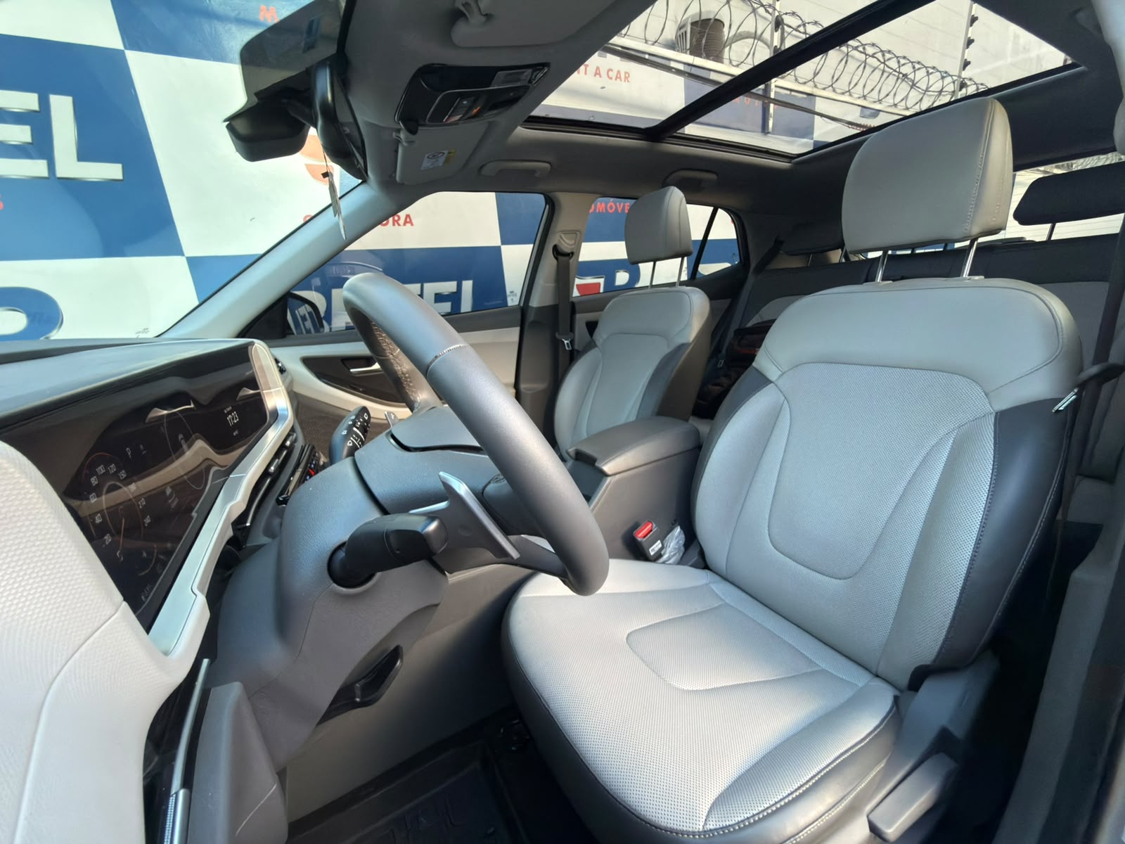 Hyundai CRETA ULTIMATE 1.6 TURBO AUTOMATICA GASOLINA CRETA ULTIMATE 1.6 TURBO AUTOMATICA GASOLINA