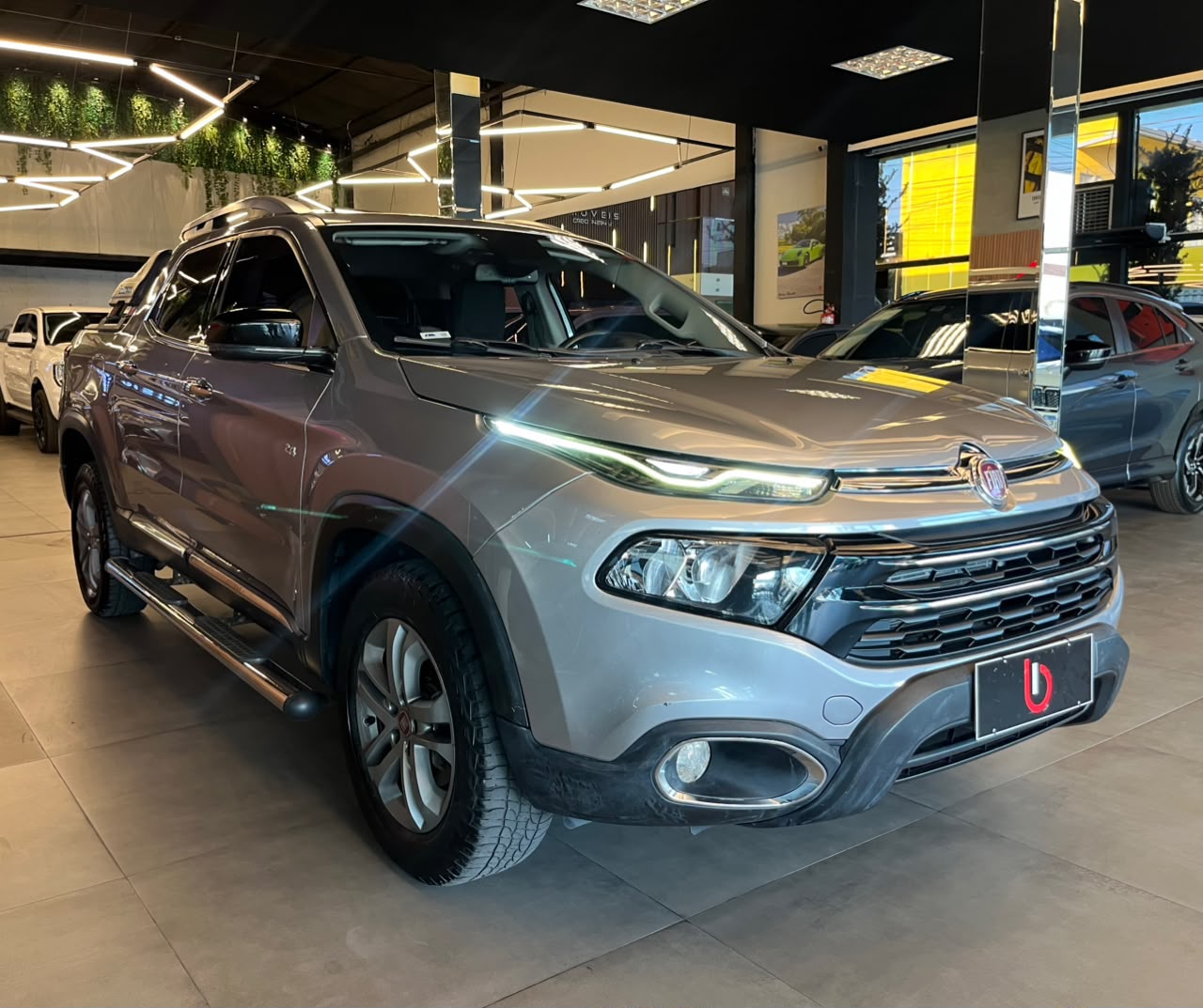Fiat Toro Volcano 2.4 16V Flex AUT. Toro Volcano 2.4 16V Flex AUT.