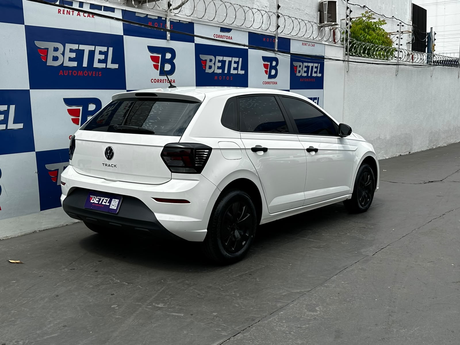 VW - VolksWagen Polo Track 1.0 Flex 12V 5p Polo Track 1.0 Flex 12V 5p