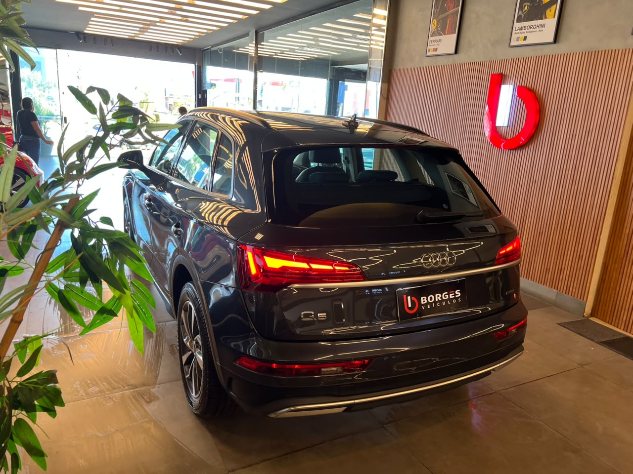 Audi Q5 Prestige 2.0 TFSI Quattro S Tronic Q5 Prestige 2.0 TFSI Quattro S Tronic